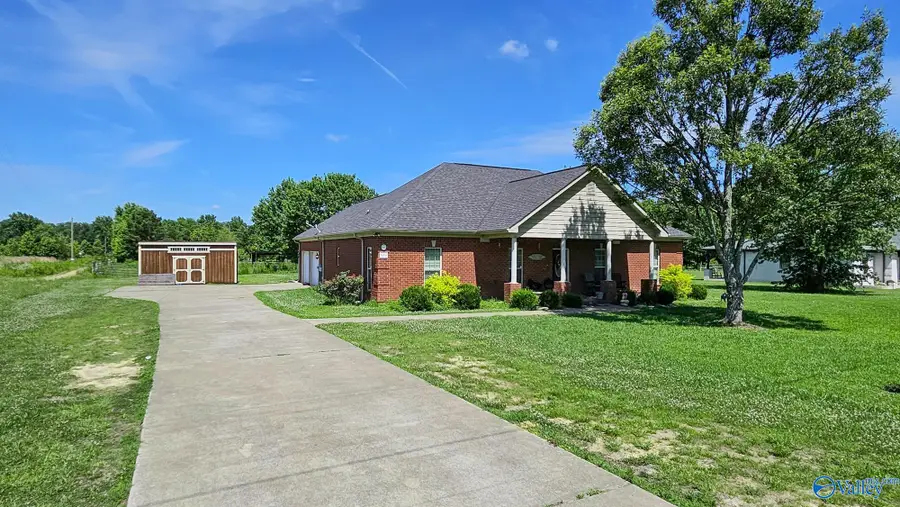 16811 Poplar Creek Road, Athens, AL 35611 - #2