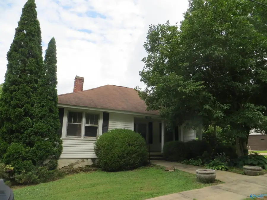 1306 Fowler Street, Gadsden, AL 35904 - #2