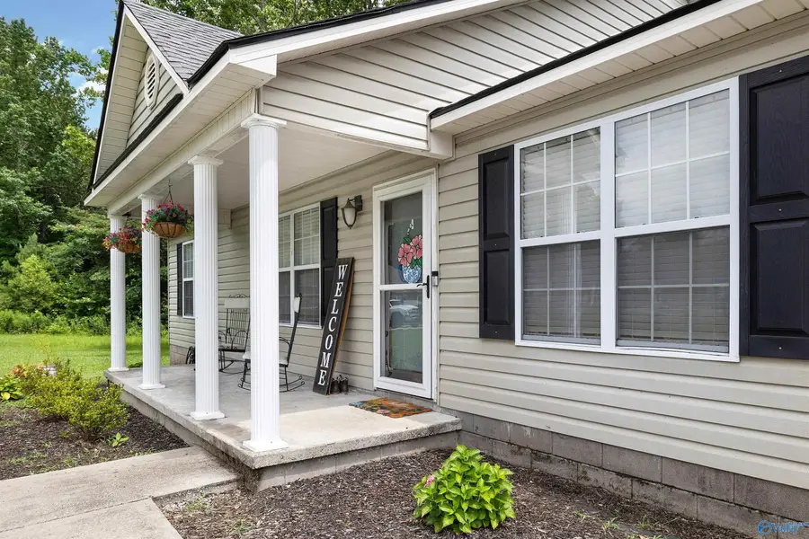 4 Robin Court, Hartselle, AL 35640 - #2