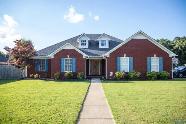 1107 Clint Drive, Hartselle, AL 35640