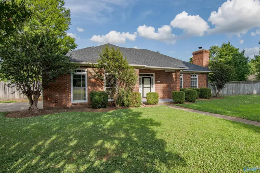 135 Park Meadow Drive, Madison, AL 35758 - #2