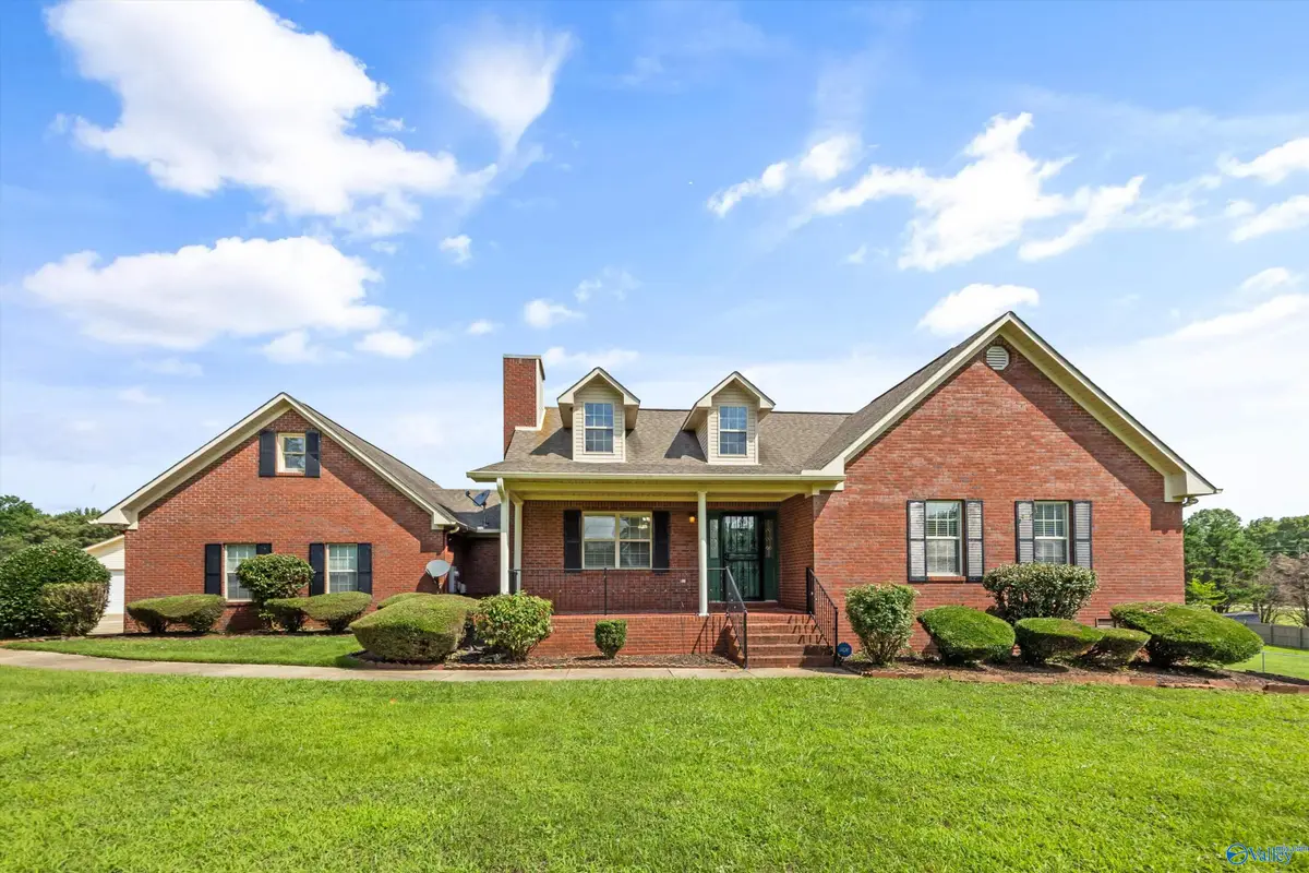 115 Lacy Lane, Huntsville, AL 35811 - #1