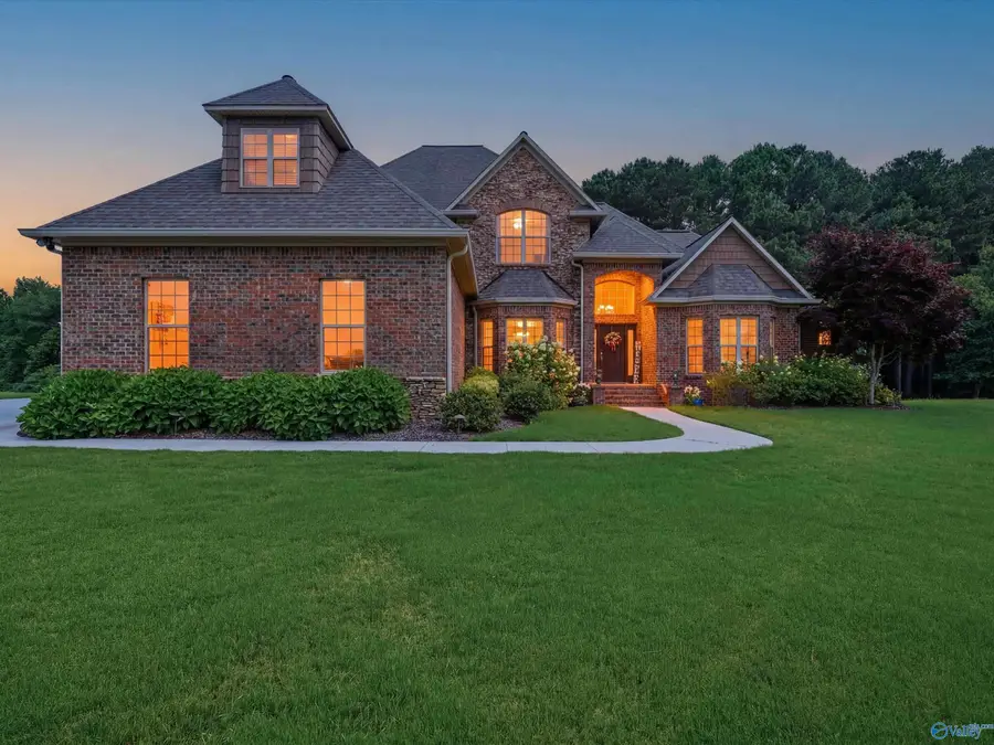 198 Worthington Lane, Guntersville, AL 35976 - #3