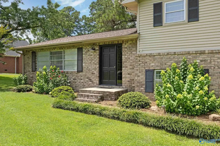 1201 Elm Circle, Albertville, AL 35950 - #2
