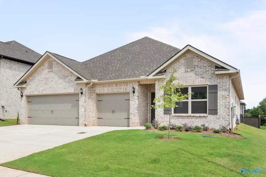 403 Ledgeway Drive, Harvest, AL 35749 - #2