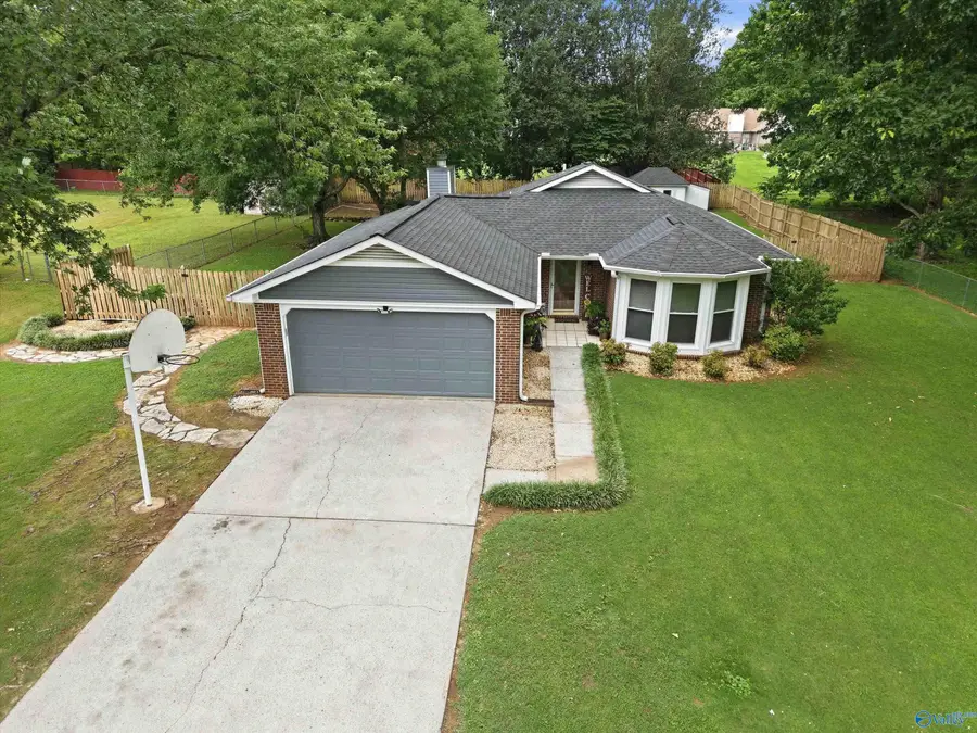192 Chanel Drive, Huntsville, AL 35811 - #2