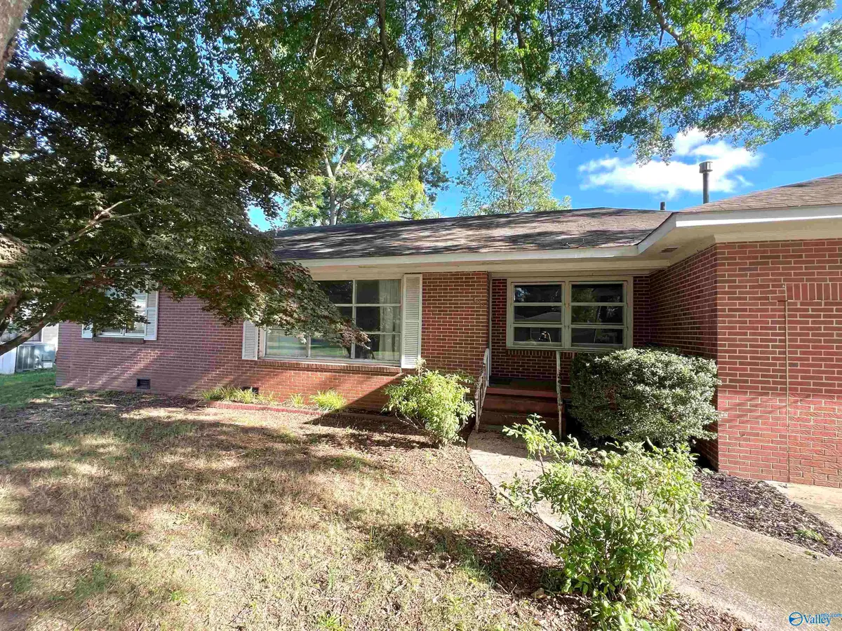 100 Lafayette Avenue, Boaz, AL 35957 - #1