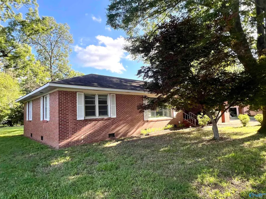 100 Lafayette Avenue, Boaz, AL 35957 - #3