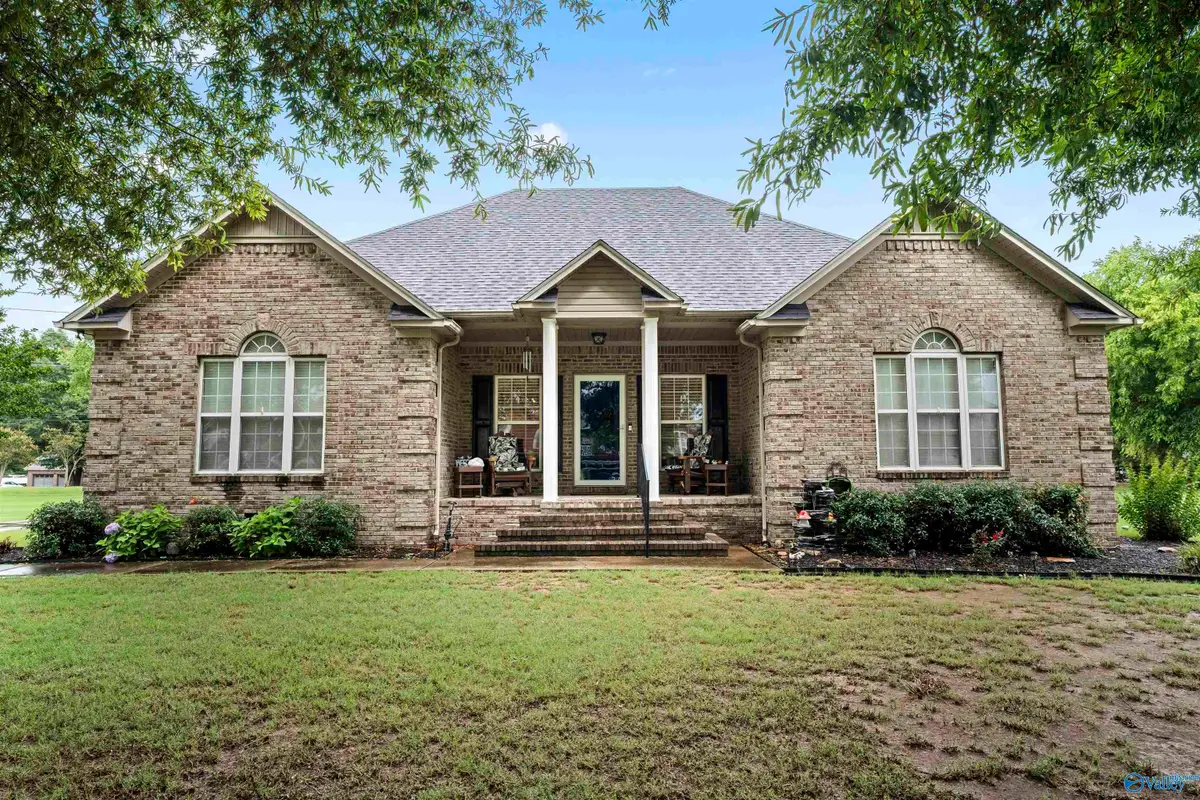 17300 Browning Drive, Athens, AL 35611 - #1