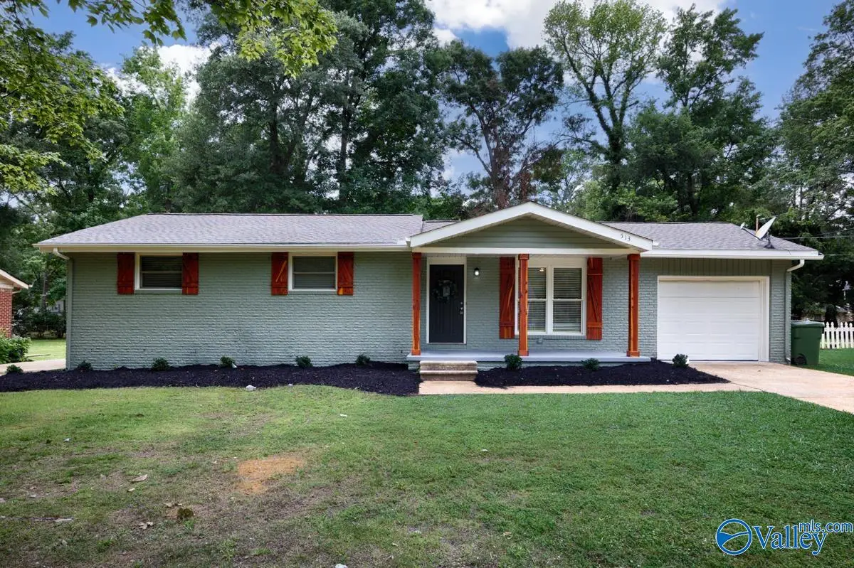 513 Jeffery Drive Nw, Huntsville, AL 35806 - #1