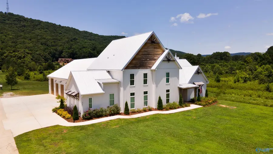 372 Old Big Cove Road, Brownsboro, AL 35741 - #2