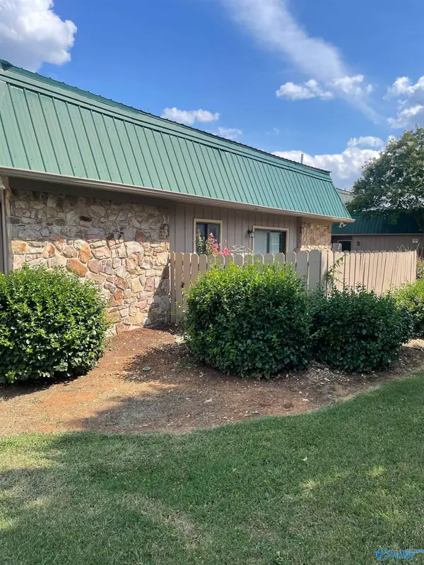 2225 Golf Road #320, Huntsville, AL 35802