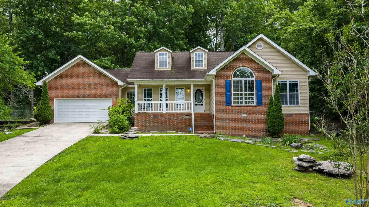 6353 Cardinal Lane Nw, Fort Payne, AL 35967 - #1