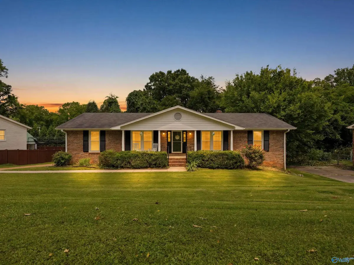 7613 Fleming Hills Drive Sw, Huntsville, AL 35802 - #1