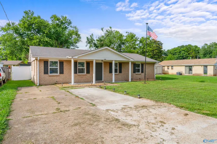 2421 Yorkshire Drive Sw, Huntsville, AL 35803 - #2