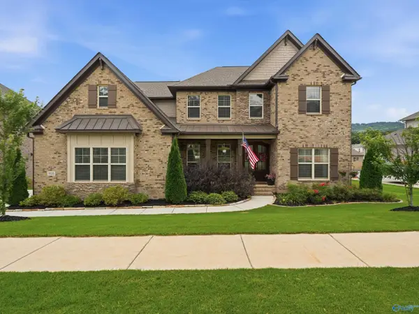 9116 Wagon Pass Way, Owens Cross Roads, AL 35763