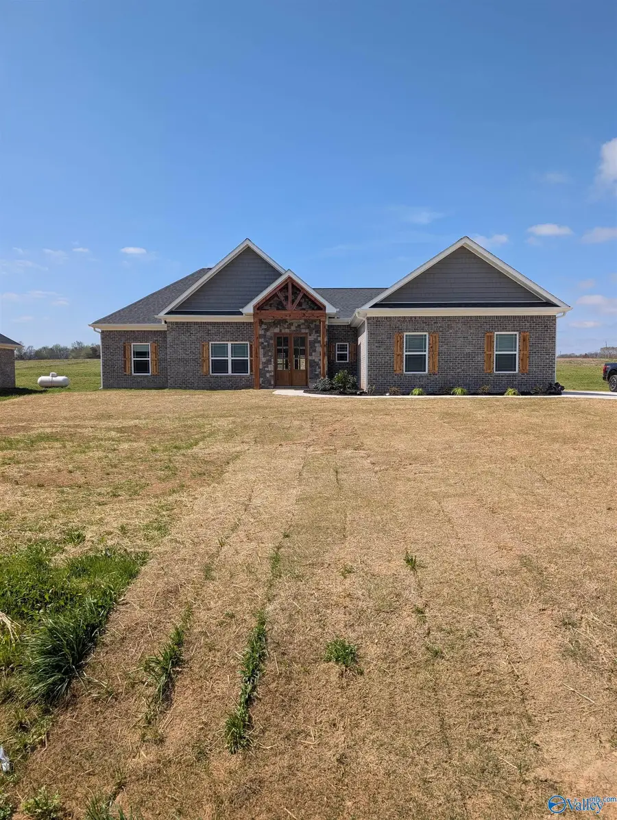 114 Treva Lane, Hazel Green, AL 35750 - #2
