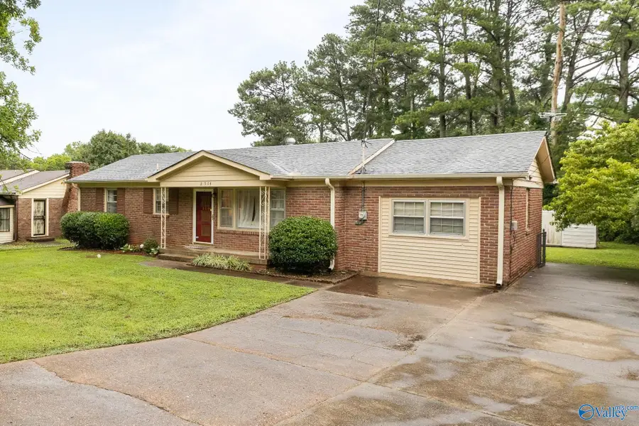 2514 Birchfield Street Nw, Huntsville, AL 35810 - #2