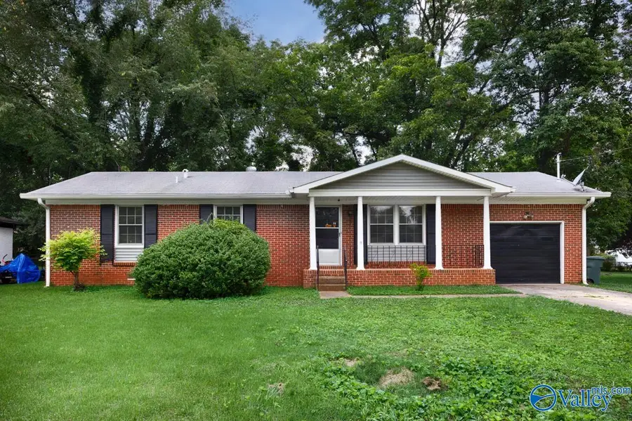 3013 Greenhill Drive Nw, Huntsville, AL 35810 - #3