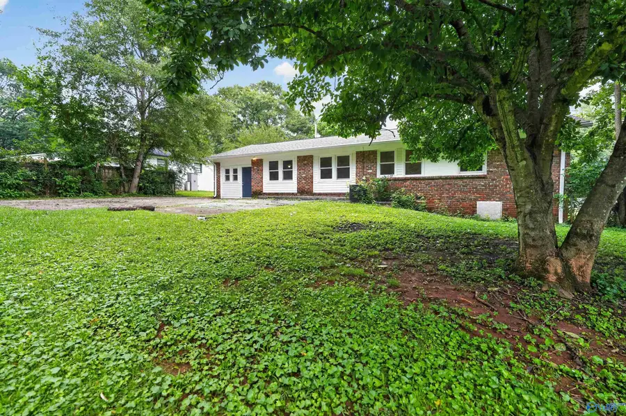 4913 Westwood Drive Nw, Huntsville, AL 35810 - #3