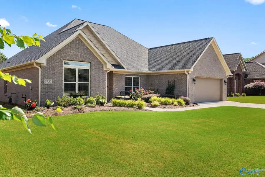 6735 Mceachern Lane Se, Owens Cross Roads, AL 35763 - #2