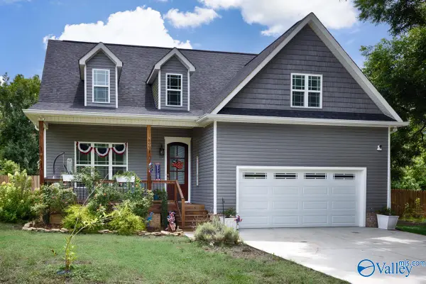 699 S Kyle Street, Scottsboro, AL 35768
