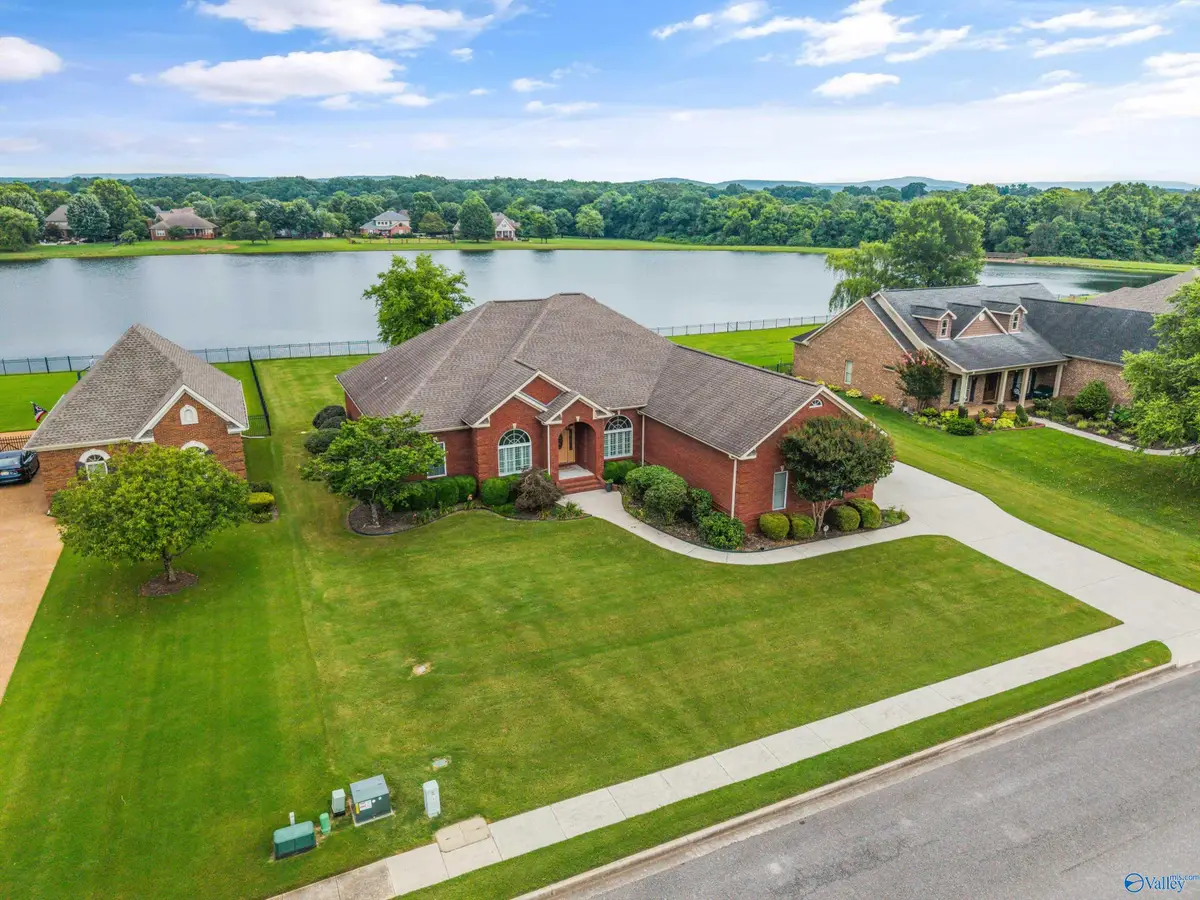 141 Break Water Drive, Huntsville, AL 35811 - #1