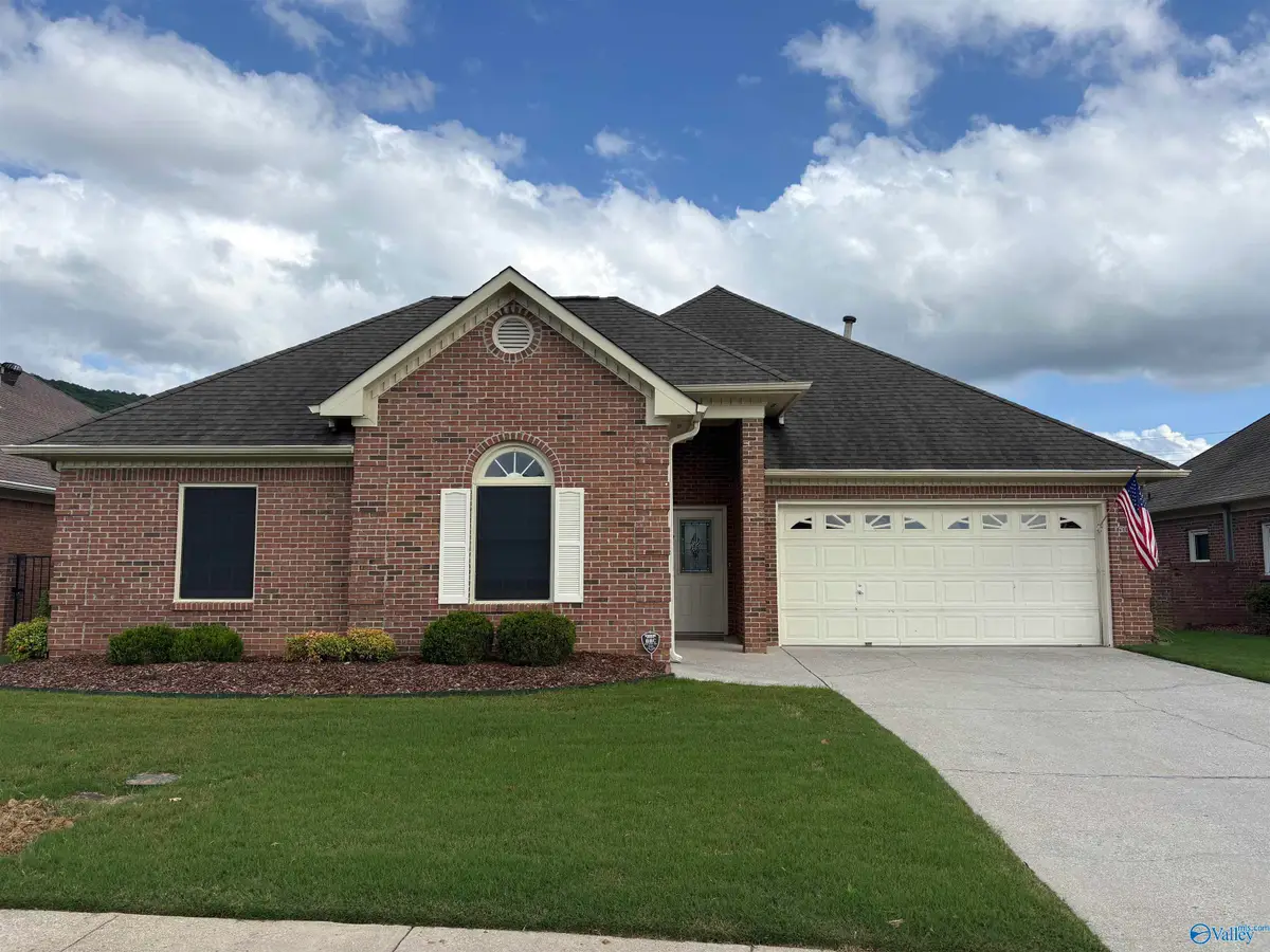 15063 Ashmont Blvd Se, Huntsville, AL 35803 - #1