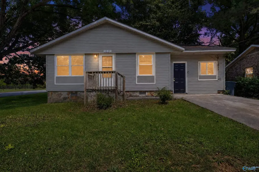 3220 Delia Lane Nw, Huntsville, AL 35810 - #2
