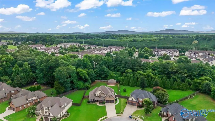 125 Windridge Way Sw, Huntsville, AL 35824 - #2