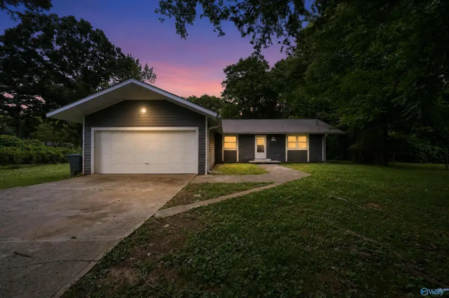 3710 Oakdale Court Nw, Huntsville, AL 35810 - #2