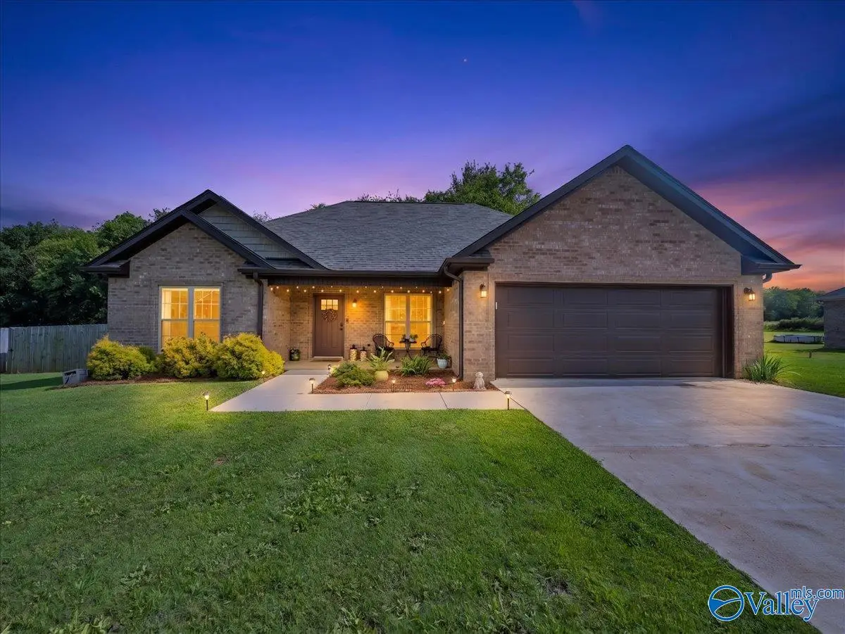 36 W Blue Heron Drive, Killen, AL 35645 - #1