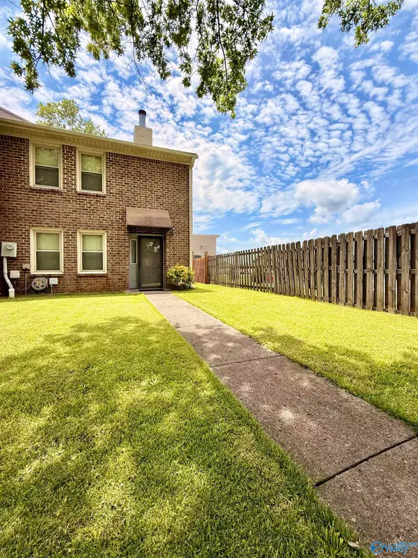 11571 Jade Lane, Huntsville, AL 35803