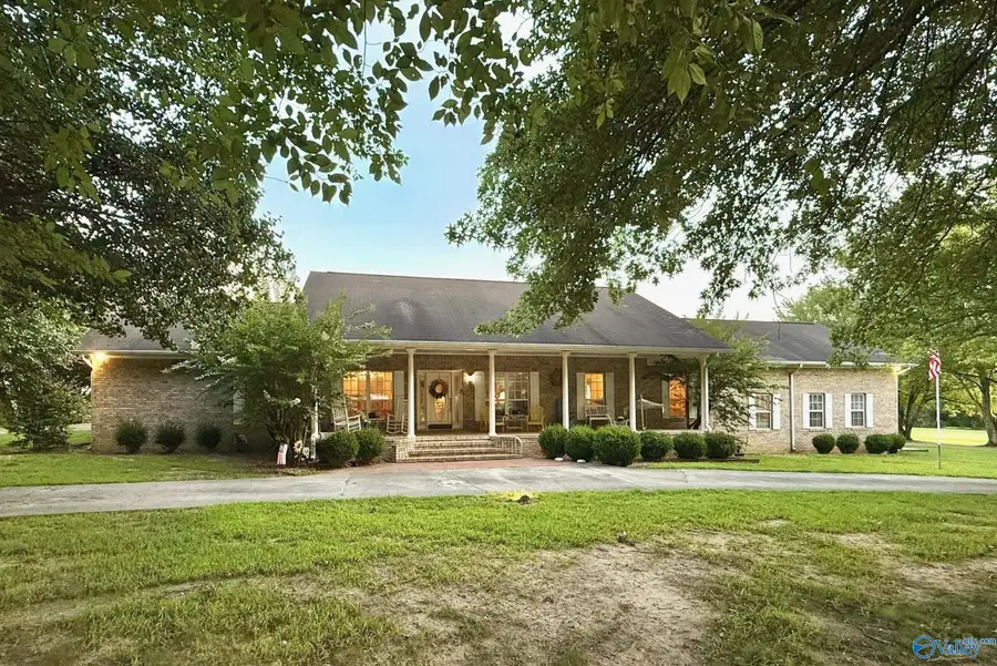 920 Wolf Creek Road, Albertville, AL 35951 - #2