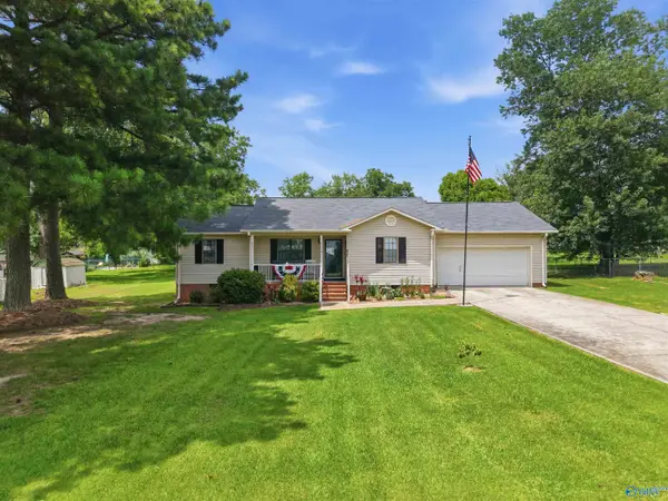 815 Nelson Road, Albertville, AL 35950