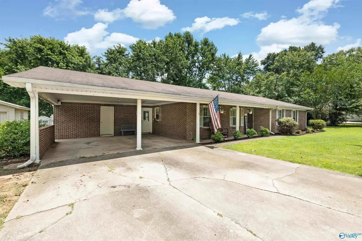 240 Dee Ann Road, Trinity, AL 35673 - #1