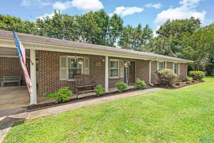 240 Dee Ann Road, Trinity, AL 35673 - #2