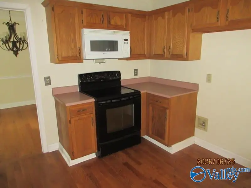 3608 Shay Circle Nw, Huntsville, AL 35810 - #3