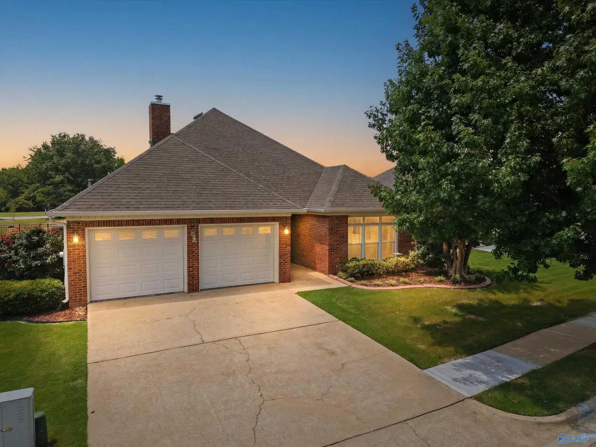 15052 Ashmont Blvd Se, Huntsville, AL 35803 - #1