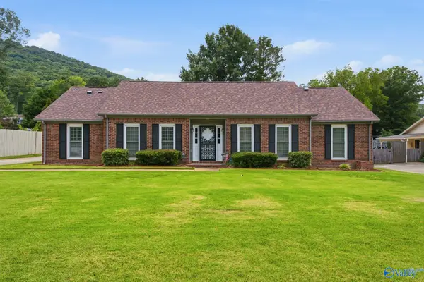 1710 Willowbrook Drive, Huntsville, AL 35802