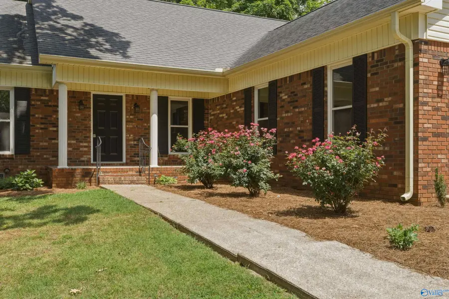 115 Shelley Lane, Florence, AL 35633 - #2