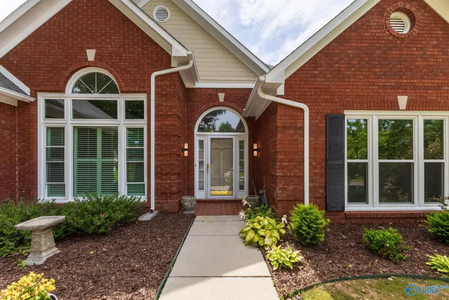 2707 Bronte Circle, Owens Cross Roads, AL 35763 - #3