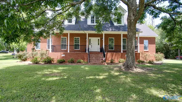 102 Rockhaven Drive, Guntersville, AL 35976