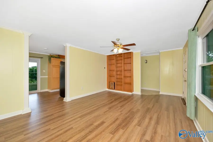 95 Delwood Drive, Laceys Spring, AL 35754 - #3