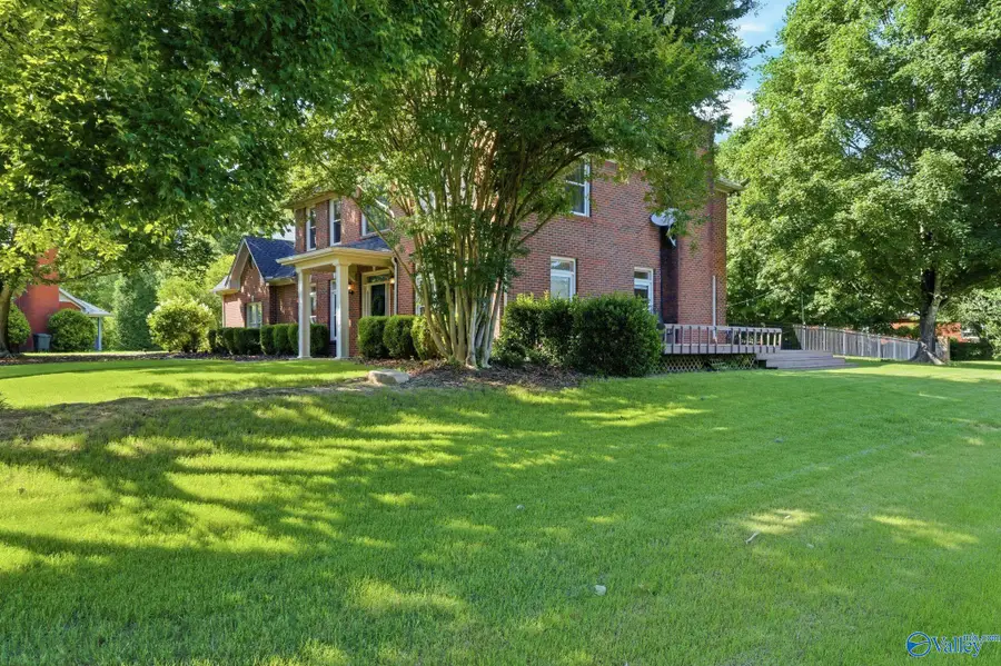 2619 Elderdale Drive Se, Owens Cross Roads, AL 35763 - #3