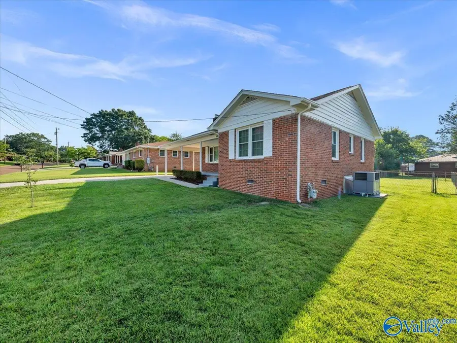 422 Karter Street Nw, Huntsville, AL 35805 - #3