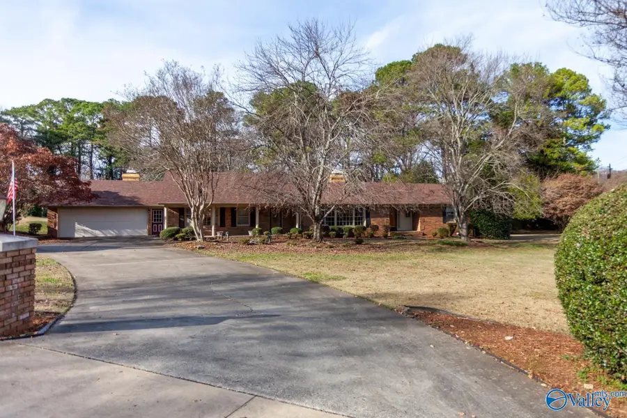 4104 Huntington Road, Huntsville, AL 35802 - #2