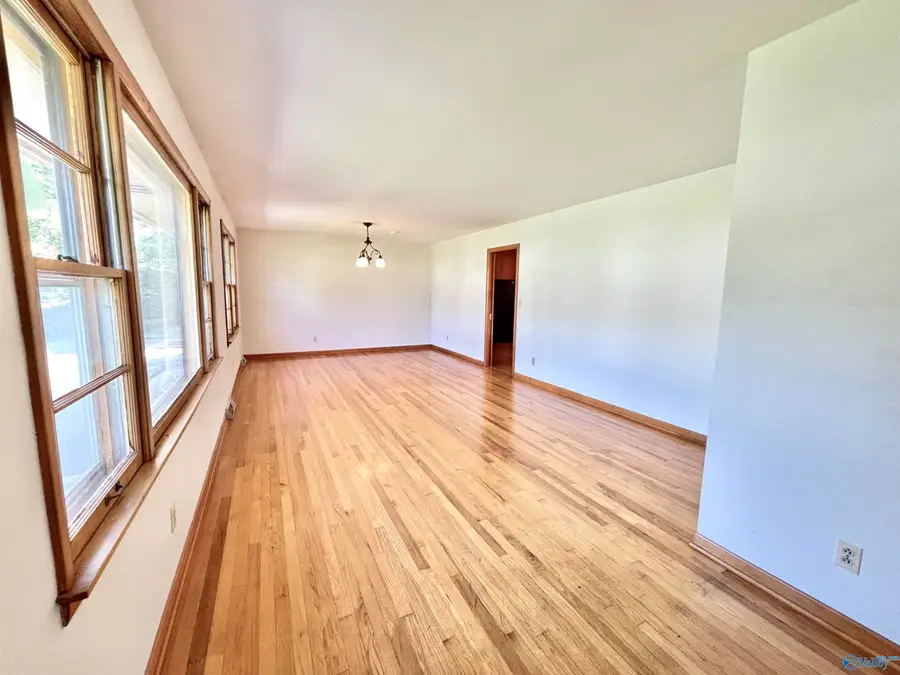 2103 Shannonhouse Road Sw, Huntsville, AL 35803 - #3
