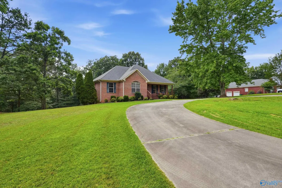 20 County Road 1200, Vinemont, AL 35179 - #1