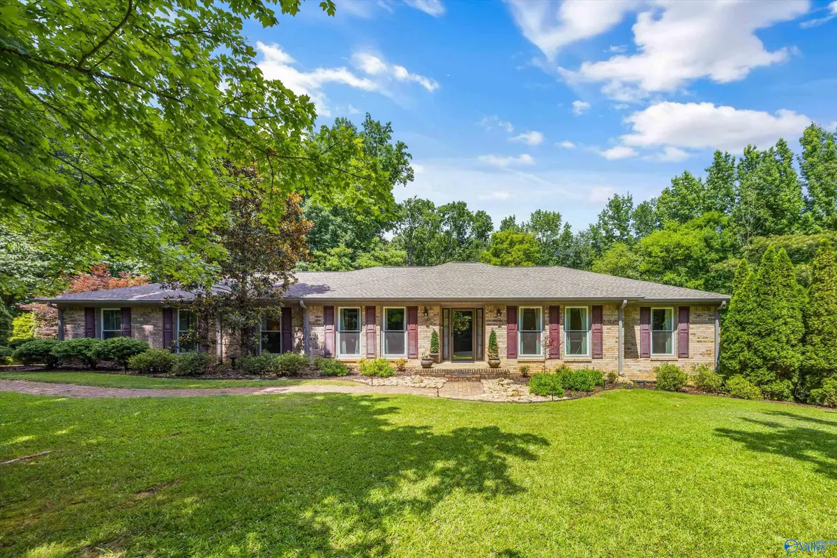 407 Old Brompton Lane, Killen, AL 35645 - #1